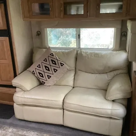 אתר קמפינג Glamping Im Wald Mareuil-sur-Belle