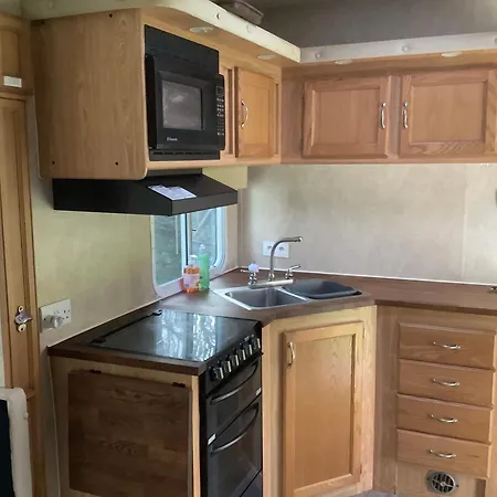 Glamping Im Wald אתר קמפינג *